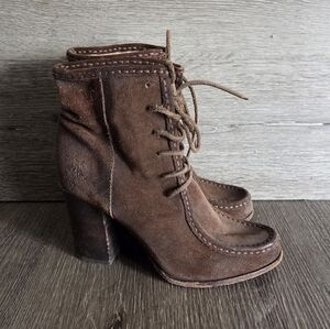 Frye Parker Moc Short Brown Suede High Heel Ankle Boots Women's 7.5